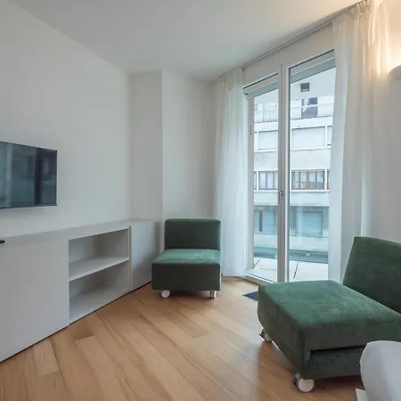 Palazzo Crovato - Design E Comfort Nel Cuore Di * Milano