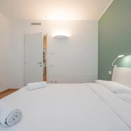 Palazzo Crovato - Design E Comfort Nel Cuore Di * Milano