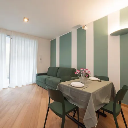 Appartamento Palazzo Crovato - Design E Comfort Nel Cuore Di *