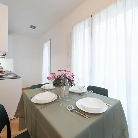 Appartamento Palazzo Crovato - Design E Comfort Nel Cuore Di